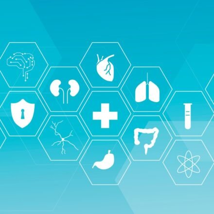 أكفأ 11 دكتور نفسي في أحد المسارحة